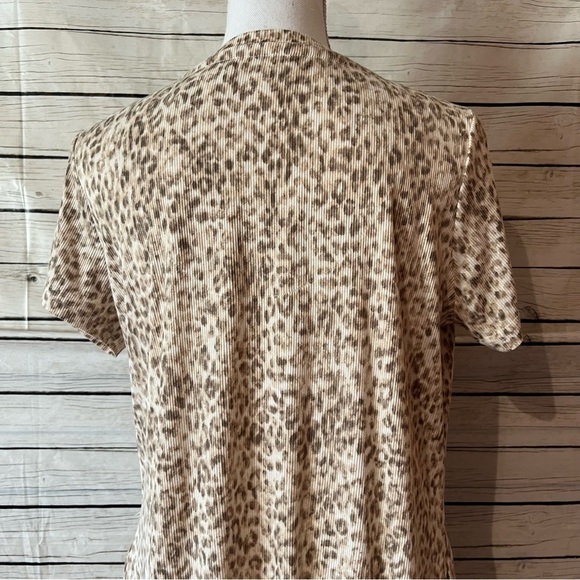 Nicole Miller Leopard Print T-Shirt Dress Size Medium - Picture 3 of 8